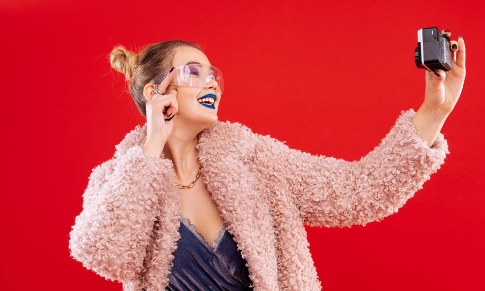 Headshot and Resumé Tips